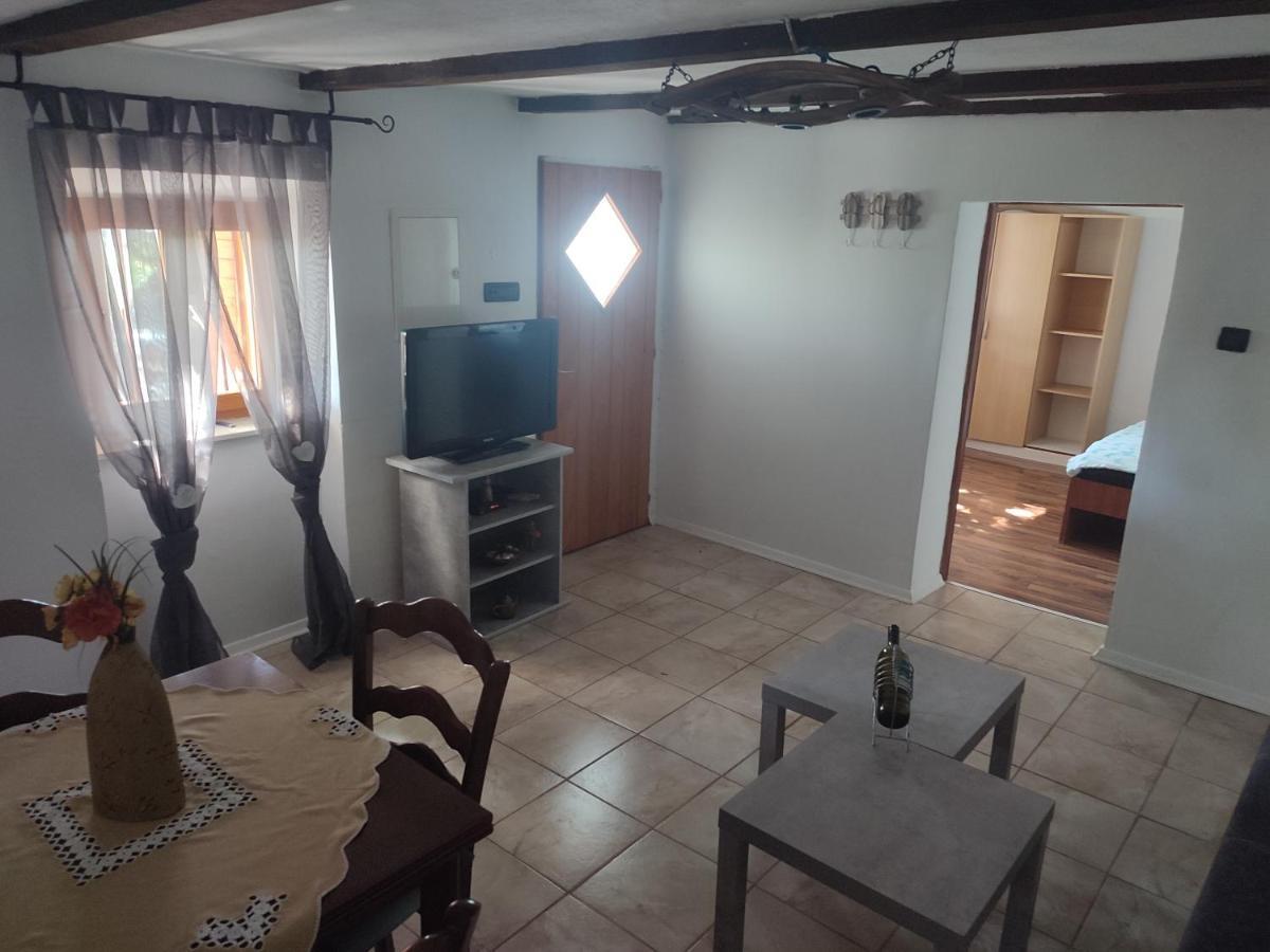 Holiday Home Lucija "" Private House With Pool "" Ябланац Екстериор снимка